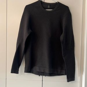 Lululemon sweatshirt